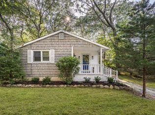3 Randall Rd, Southampton, NY 11968
