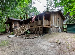 41371 N Shore Ln, Concrete, WA 98237