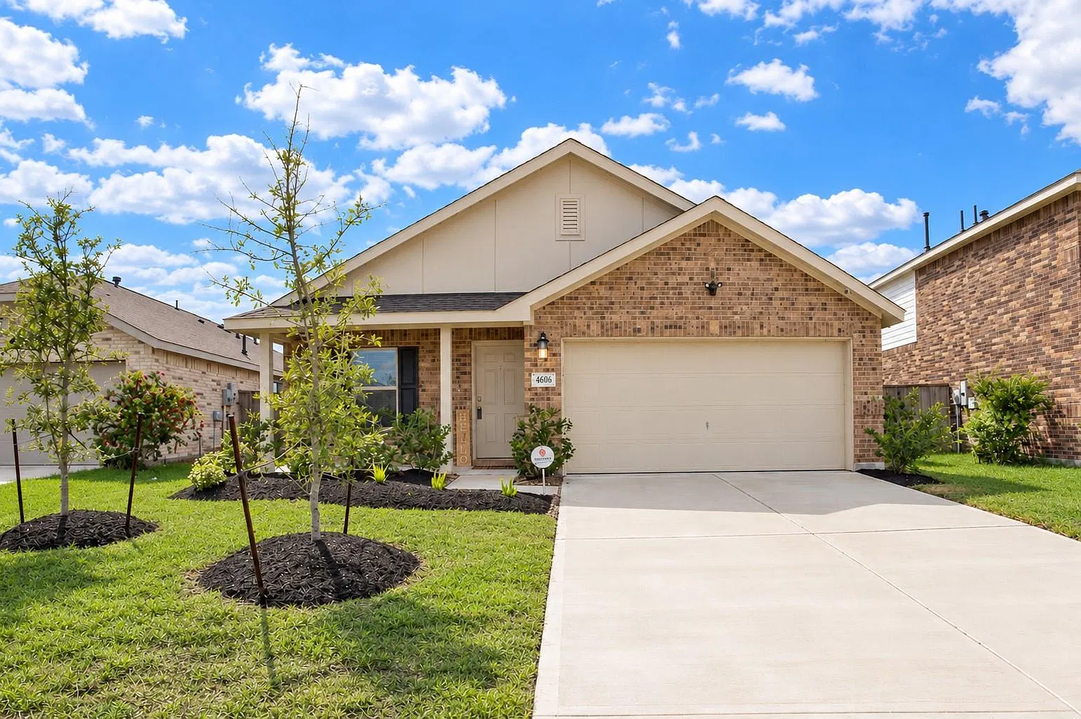 3 bed, 2.0 bath, 1535 sqft, $2,000 — Photo 1