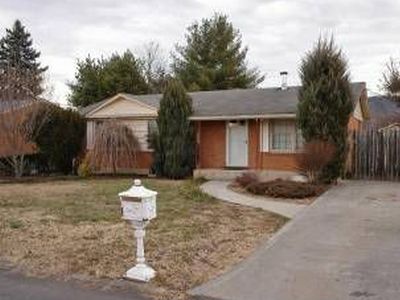 5327 Cooper St, Roanoke, VA, 24019