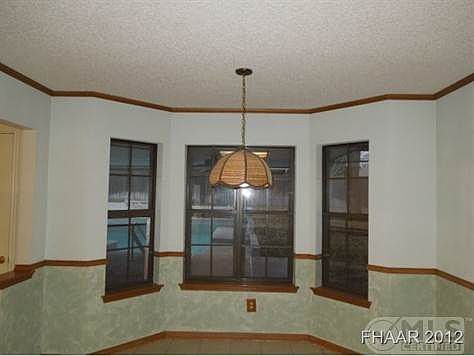 bay window in breakfast area