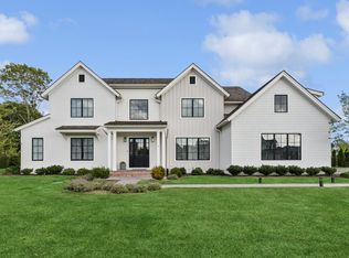 4 Margareta Ct, Westhampton Beach, NY 11978