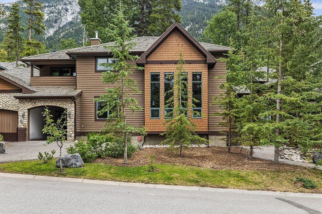 136 S Silvertip Rdg #4