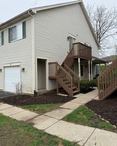 8 W Pheasant Trl #8, Lake In The Hills, IL, 60156