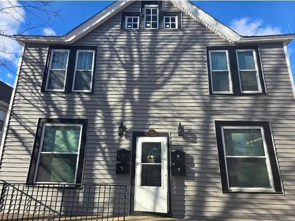 681 York Ave APT 2, Saint Paul, MN 55106