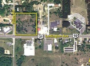 2442 W Us 10, Ludington, MI 49431
