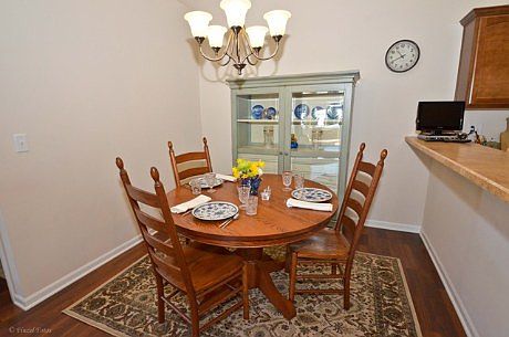 5th image of 626 Handel Ln #3B