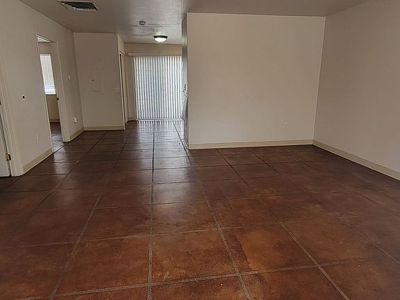 3rd image of 2900 Kennedy Ave Unit B