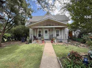 908 SW 3rd St, Lawton, OK 73501