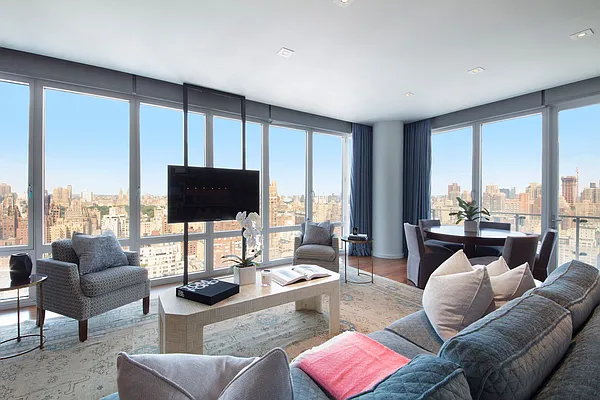 Sold by Nest Seekers International | media 1