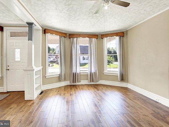 5th image of 1115 Scotland Ave