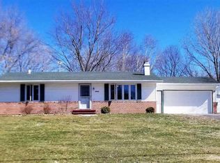 N2920 Main Rd, Hortonville, WI 54944