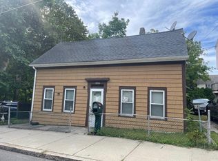 3216 N Main St, Fall River, MA 02720