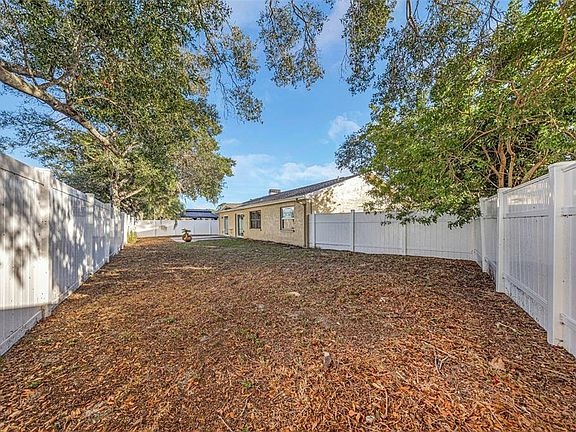 2nd image of 224 Whisper Lake Rd