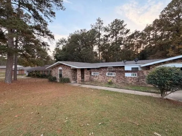 614 Fendler Pkwy, Pineville, LA 71360