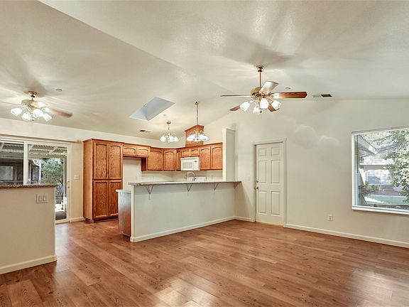 3rd image of 2836 S Oak Park Ct