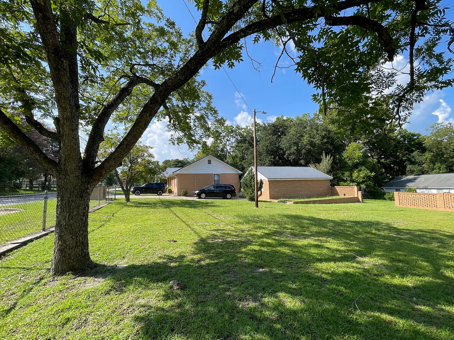 3 bed, 1400 sqft, $650 — Photo 3