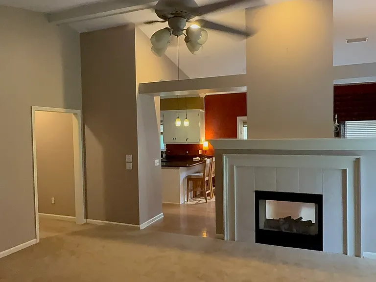 147 Muirfield Ln — Photo 2
