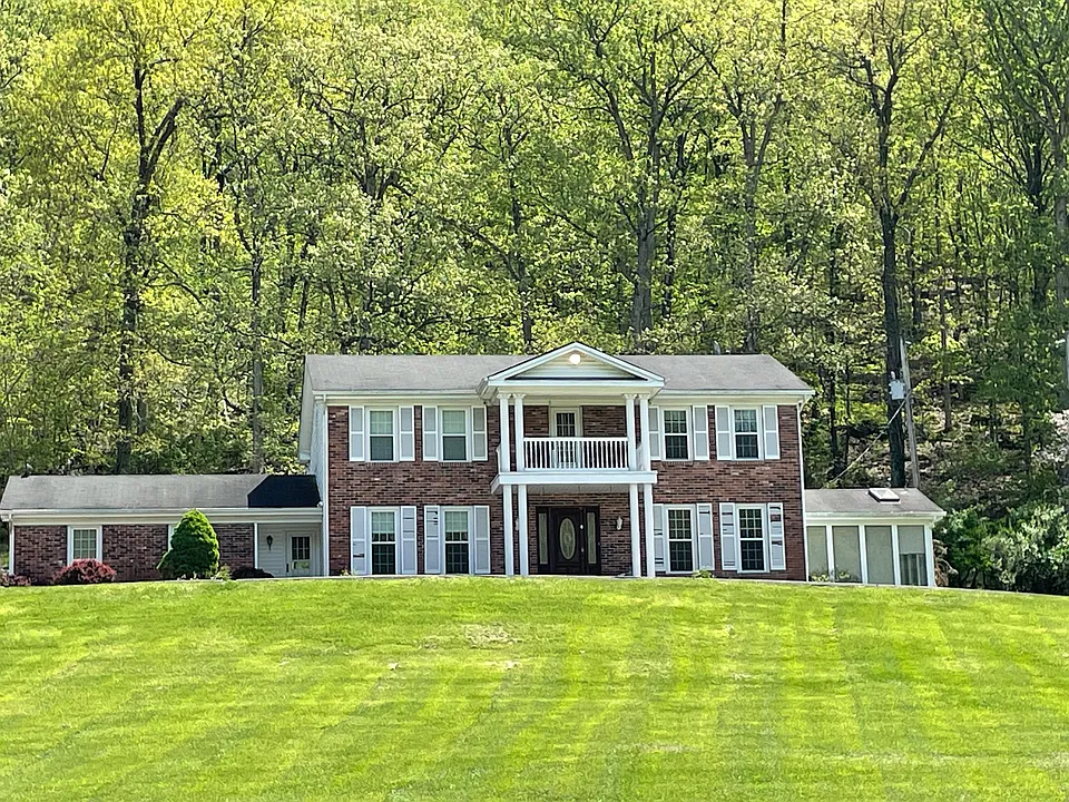 3410 Starwood Rd