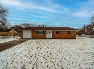 16 Hillgard St, Dayton, OH 45426
