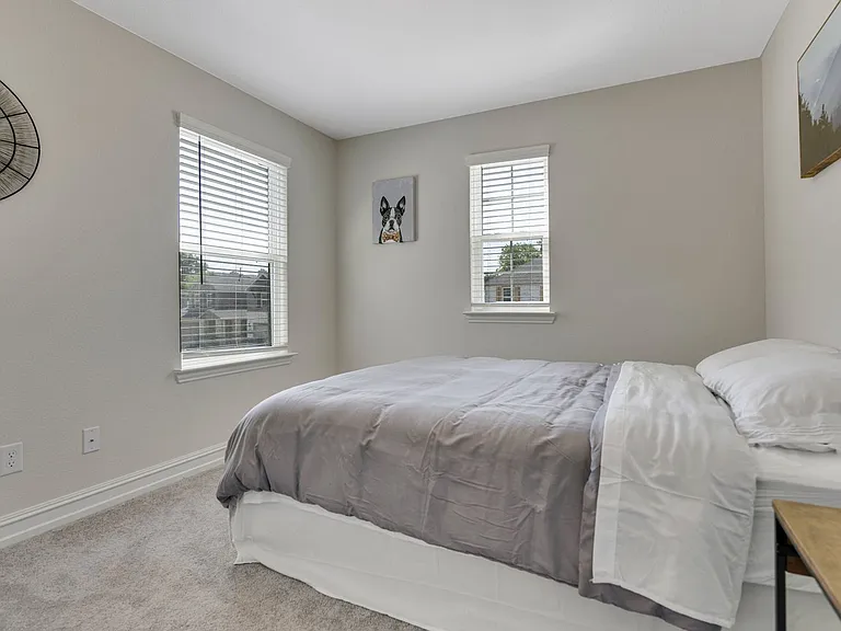 741 Creekwater Ln — Photo 10