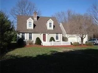 3 Valley View Ln, South Deerfield, MA 01373