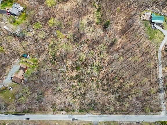5th image of 11 Oak Ridge Rd