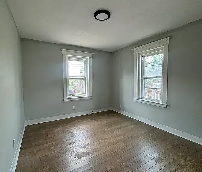 648 Ferry St #2 — Photo 5