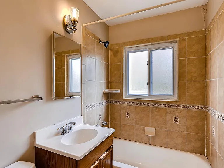 3074 S Fairfax St — Photo 3