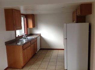 14034 SE Stark St, Portland, OR 97233