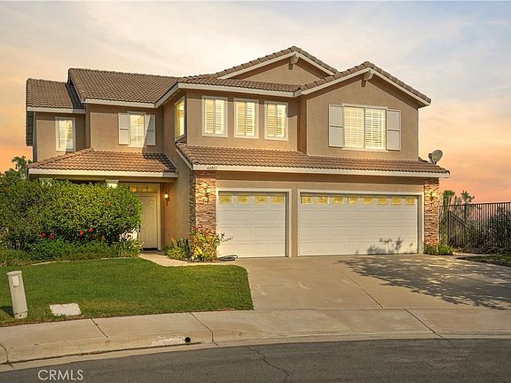 3rd image of 44801 Shale Cir