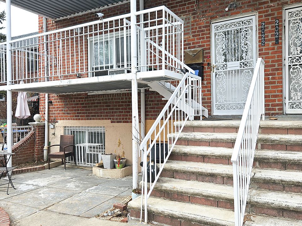 1st image of 20-22 23rd St #1