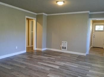 3rd image of 11518 Valley Ave E APT 1