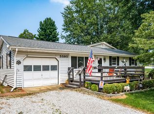 5580 Beecher Rd, Granville, OH 43023