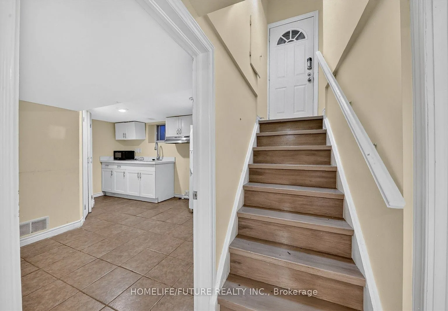 2 bed, $1,600 — Photo 2