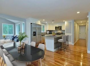 24 Medway St, Norfolk, MA 02056