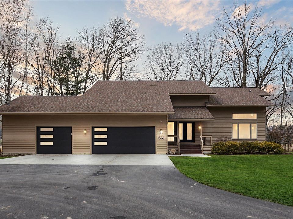 1st image of 566 W Chippewa Ct