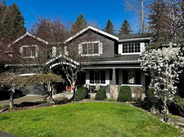 3117 222nd Ct SE, Sammamish, WA 98075