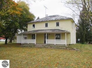 4234 W Fremont Rd, Blanchard, MI 49310