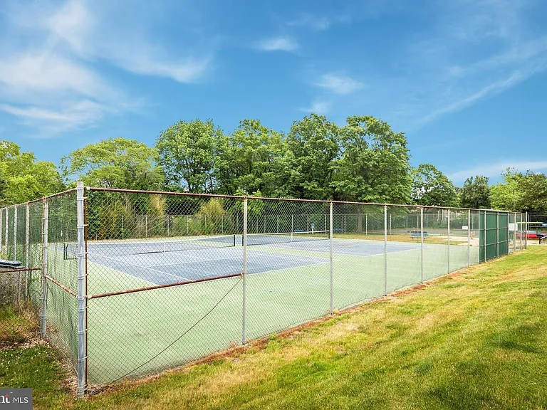 9 Silverwood Cir #11 — Photo 21