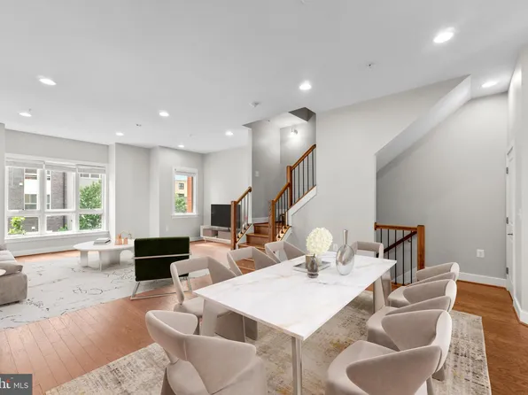 1815 Main Line Blvd, Alexandria, VA 22301