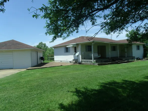 1825 Wade Wiley Rd, Union City, TN 38261