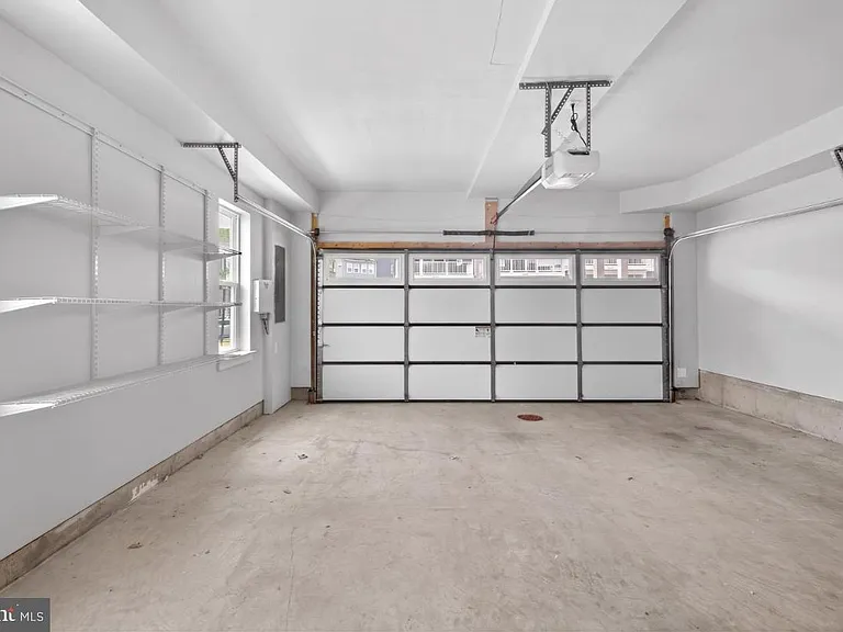 1601 Grove Chestnut Rd — Photo 12