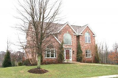 1st image of 512 Walnut Grv