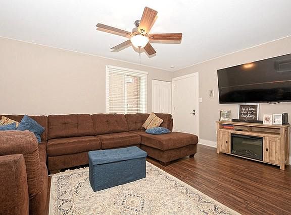 4th image of 15832 Terrace Dr #F1