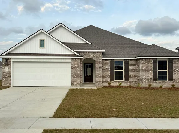 632 Griffiths Ct, Breaux Bridge, LA 70517