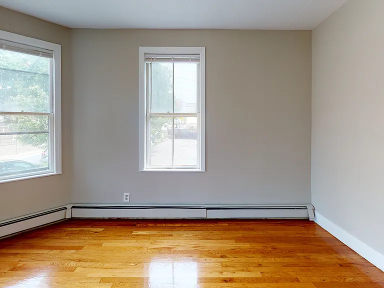 280 McGrath Hwy — Photo 7