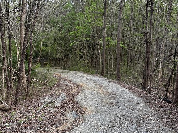 4th image of 408 Back Valley Rd