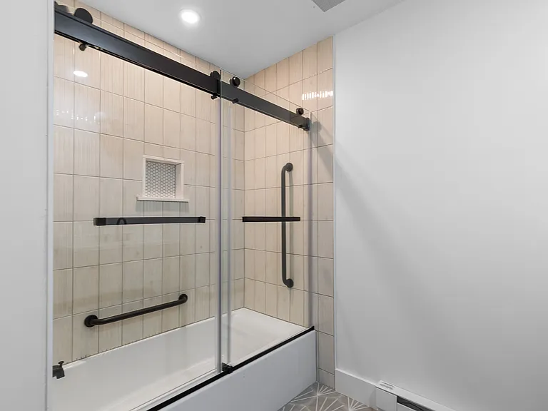 113 Ives Street — Photo 150