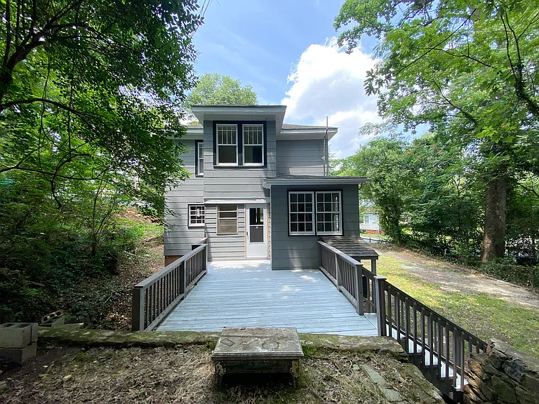 1912 Elizabeth Ave — Photo 25